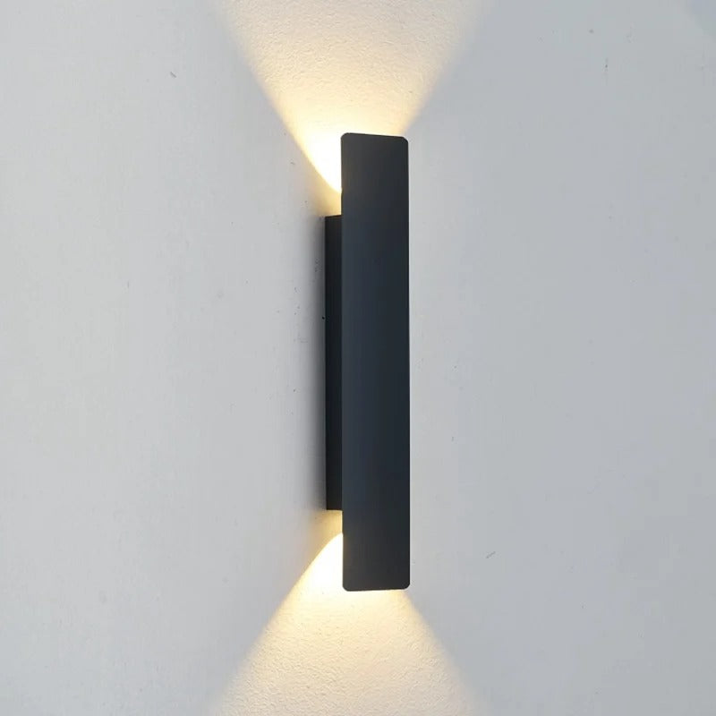 Azura | LED Wall Lamp