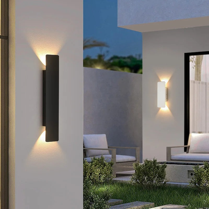 Azura | LED Wall Lamp