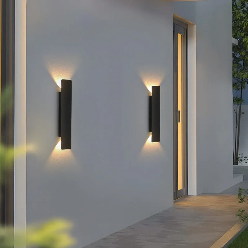 Azura | LED Wall Lamp